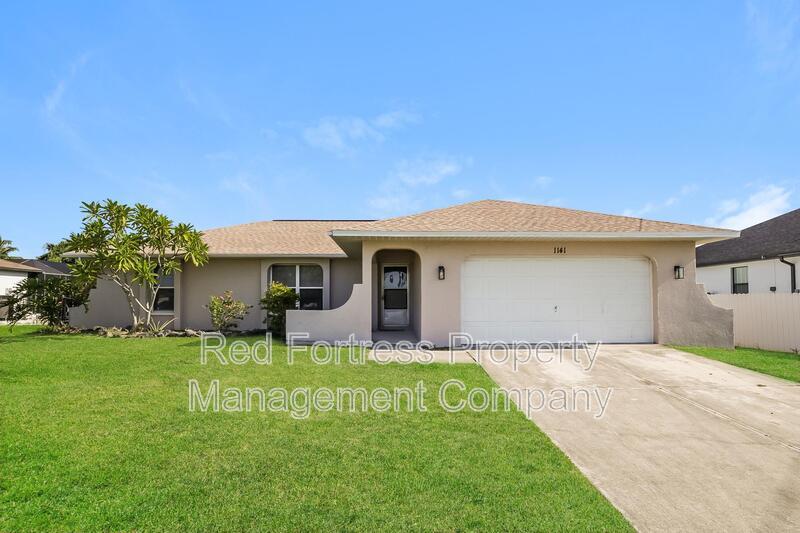 1141 Mohawk Pkwy in Cape Coral, FL - Building Photo