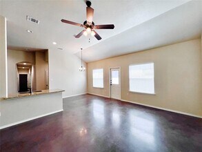 143 Samuel Dr in Buda, TX - Building Photo - Building Photo