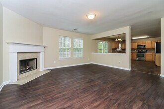 2890 Centerglen Ln, Unit JCW-319 in Cumming, GA - Building Photo - Building Photo