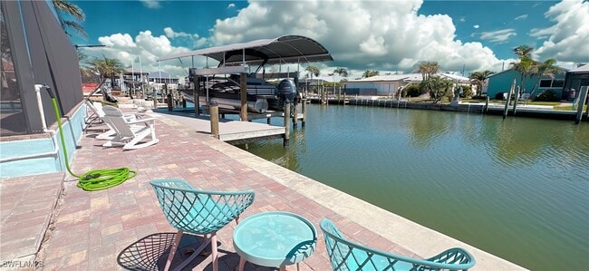 11 Palmview Blvd in Fort Myers Beach, FL - Building Photo - Building Photo