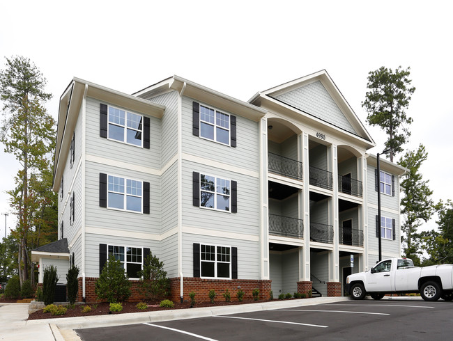 Windy Hill Apartments in Raleigh, NC - Building Photo - Building Photo