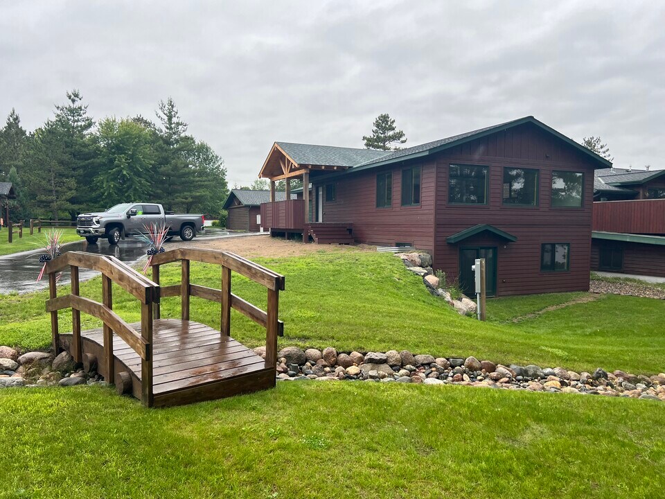 716 Park Ave N in Park Rapids, MN - Building Photo