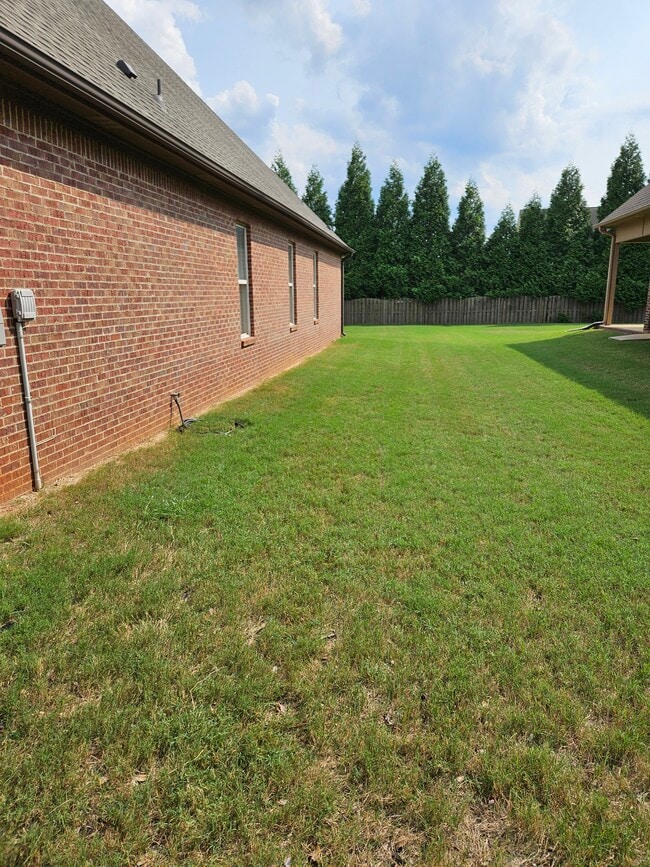 72 Maple Grove Blvd SW in Huntsville, AL - Building Photo - Building Photo