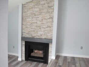 17092 Pacific Coast Hwy, Unit 201 in Huntington Beach, CA - Building Photo - Building Photo