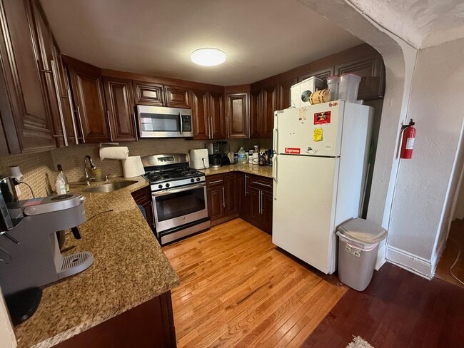 property at 419 Garden St