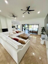 512 NW 104th Ave in Plantation, FL - Building Photo - Building Photo