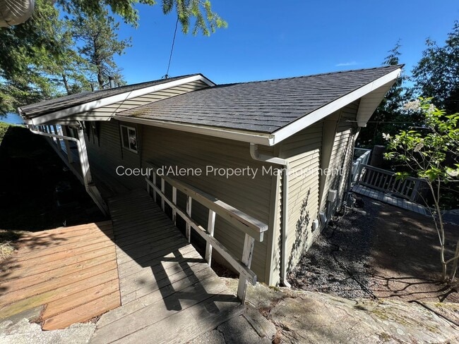 475 S Lower Crystal Bay Rd in Post Falls, ID - Building Photo - Building Photo