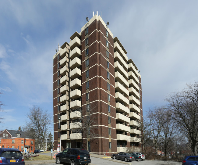 Historical Park Apartments