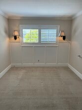 304 Portland Cir in Huntington Beach, CA - Building Photo - Building Photo