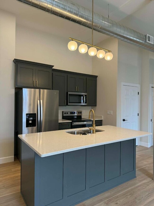 property at 19 N 7th St