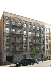 209-211 E 25th St in New York, NY - Foto de edificio - Building Photo