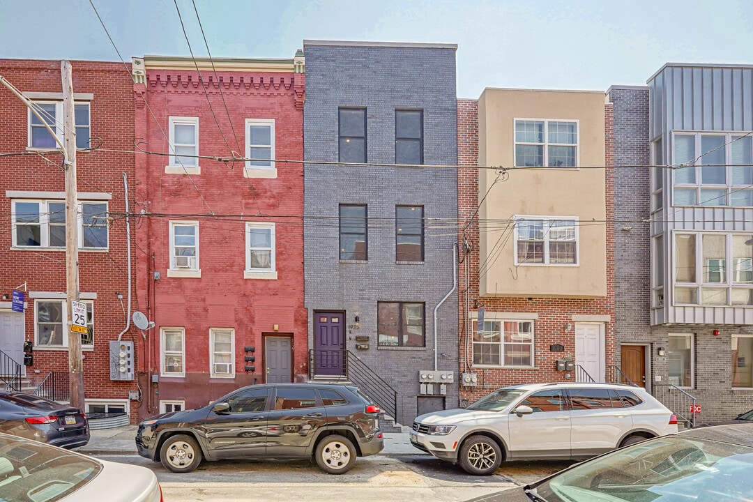 1925 N 18th St in Philadelphia, PA - Building Photo