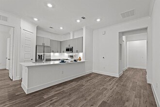 1664 Hillside Terrace in Buda, TX - Building Photo - Building Photo