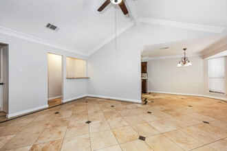 3400 Meadowmoor St in Fort Worth, TX - Building Photo - Building Photo