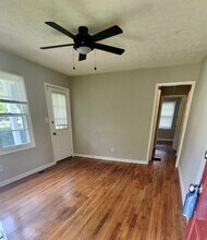 6266 Lobelia Rd SW in Mableton, GA - Building Photo - Building Photo