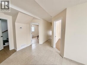 3216 MANCHESTER 1 in Windsor, ON - Building Photo - Building Photo