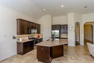 6014 Cambry Landing Ln in Sugar Land, TX - Building Photo - Building Photo