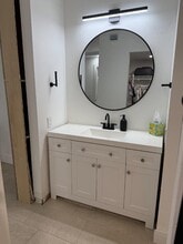 9360 Lime Bay Blvd, Unit 314 in Tamarac, FL - Foto de edificio - Building Photo