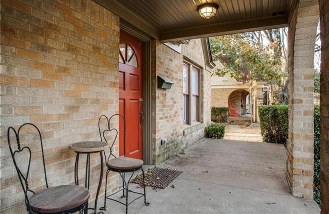 5307 Maple Springs Blvd in Dallas, TX - Building Photo - Building Photo