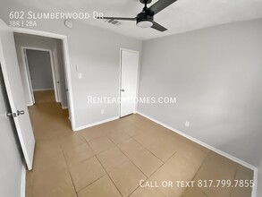 602 Slumberwood Dr in Houston, TX - Building Photo - Building Photo