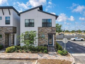 181 Villa Domani Ct, Unit 20451-2/1.5 in Davenport, FL - Building Photo