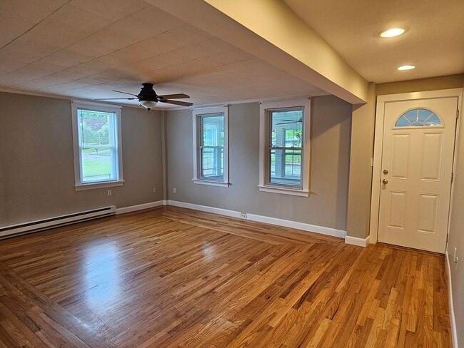 27 Ferry St in Grafton, MA - Building Photo - Building Photo