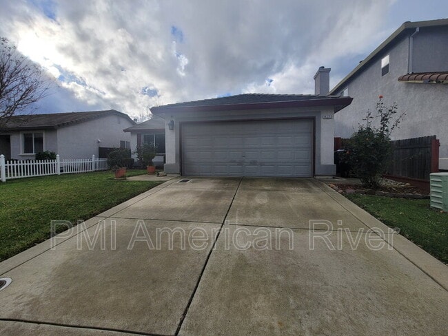 8233 Windmill Oaks Pl in Antelope, CA - Building Photo - Building Photo