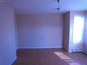 13 Armstrong Pl in Bridgeport, CT - Building Photo - Building Photo