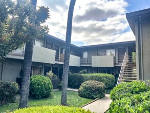 Malden Apartments in Northridge, CA - Building Photo - Building Photo