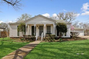 903 Live Oak St in Royse City, TX - Building Photo