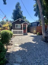 836 W J St in Benicia, CA - Building Photo - Building Photo