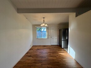 1115 Isabelle Ct in Seaside, CA - Building Photo - Building Photo