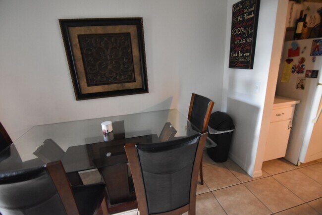 1581 E C 470 in Lake Panasoffkee, FL - Building Photo - Building Photo