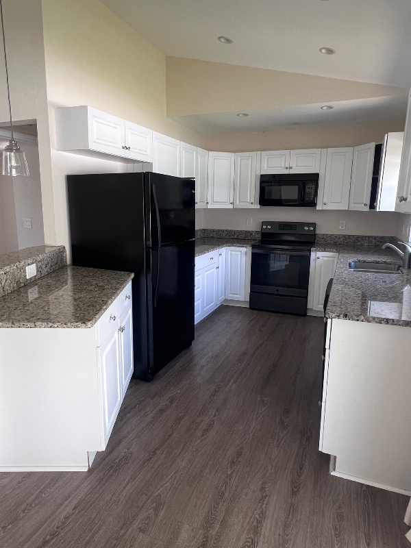 4659 Alligator Dr
