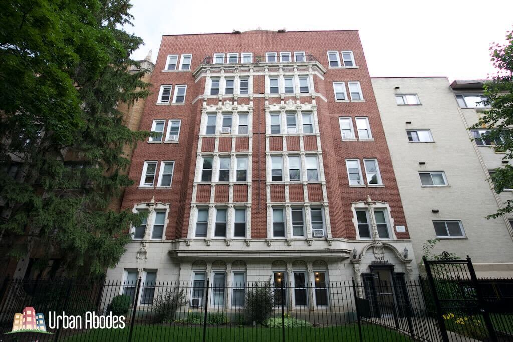 5425 N Kenmore Ave, Unit M01B in Chicago, IL - Building Photo