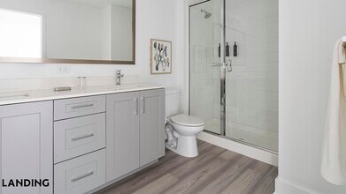 2250 McGregor Blvd, Unit 1224 in Ft. Myers, FL - Foto de edificio - Building Photo