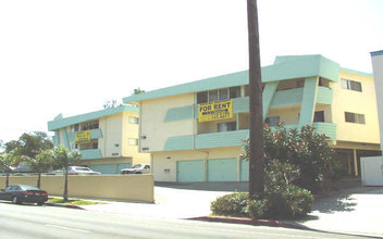 5808-5816 S Pacific Coast Hwy in Torrance, CA - Building Photo - Building Photo