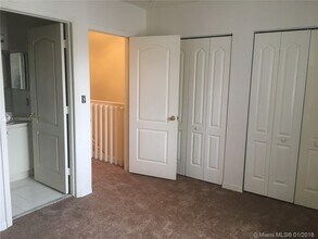 8336 NW 10th St, Unit 8 in Miami, FL - Building Photo - Building Photo