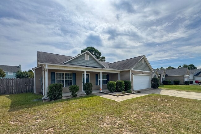4021 Princess Amelia Ln in Hope Mills, NC - Building Photo - Building Photo