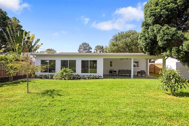 4229 7th Ave N in St. Petersburg, FL - Building Photo - Building Photo