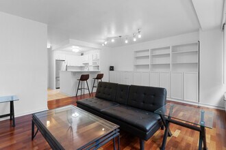 211 E Ohio St, Unit # 02619 in Chicago, IL - Building Photo - Building Photo