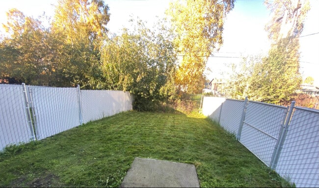 1410 24th Ave in Fairbanks, AK - Building Photo - Building Photo