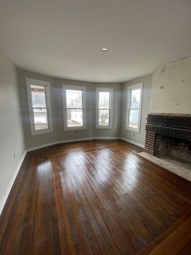 45 Buell St in New Britain, CT - Building Photo - Building Photo