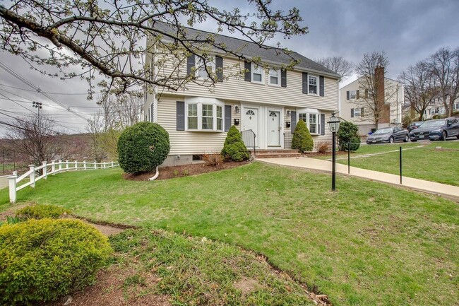 property at 472 Summer St