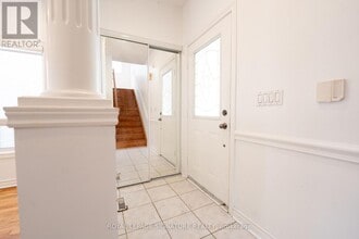 717 Salinger Ct in Mississauga, ON - Building Photo - Building Photo