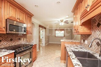 401 Broadview Ave in Altamonte Springs, FL - Building Photo - Building Photo