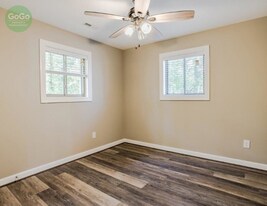 306 W College St in Simpsonville, SC - Building Photo