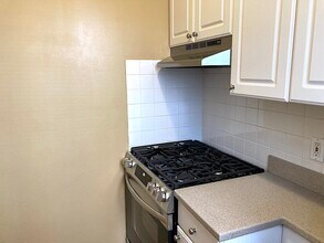 284 Magnolia Ave in Jersey City, NJ - Building Photo - Building Photo
