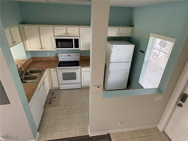 property at 8178 Pacific Beach Dr