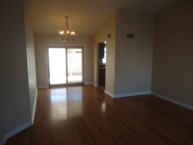 3329 E Siesta Ln in Phoenix, AZ - Building Photo - Building Photo